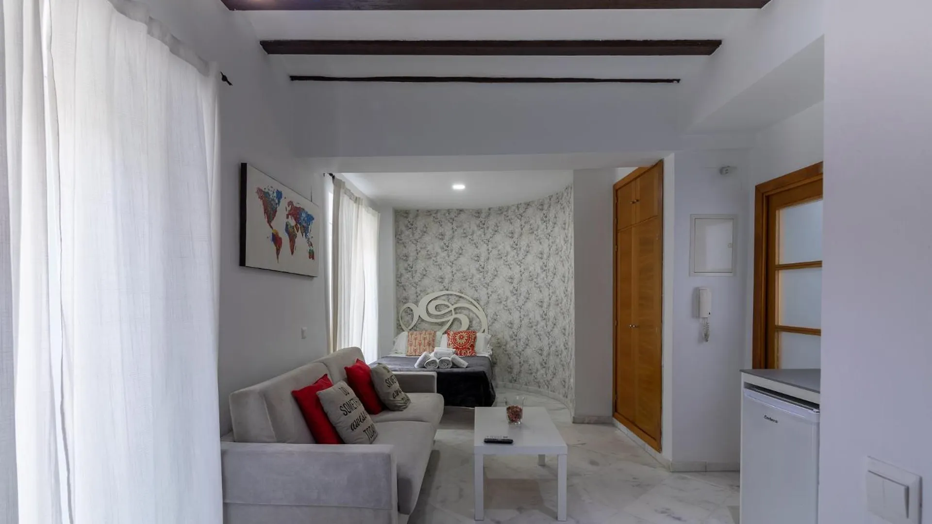 Apartment Reservaloen Casa Del Museo Spain