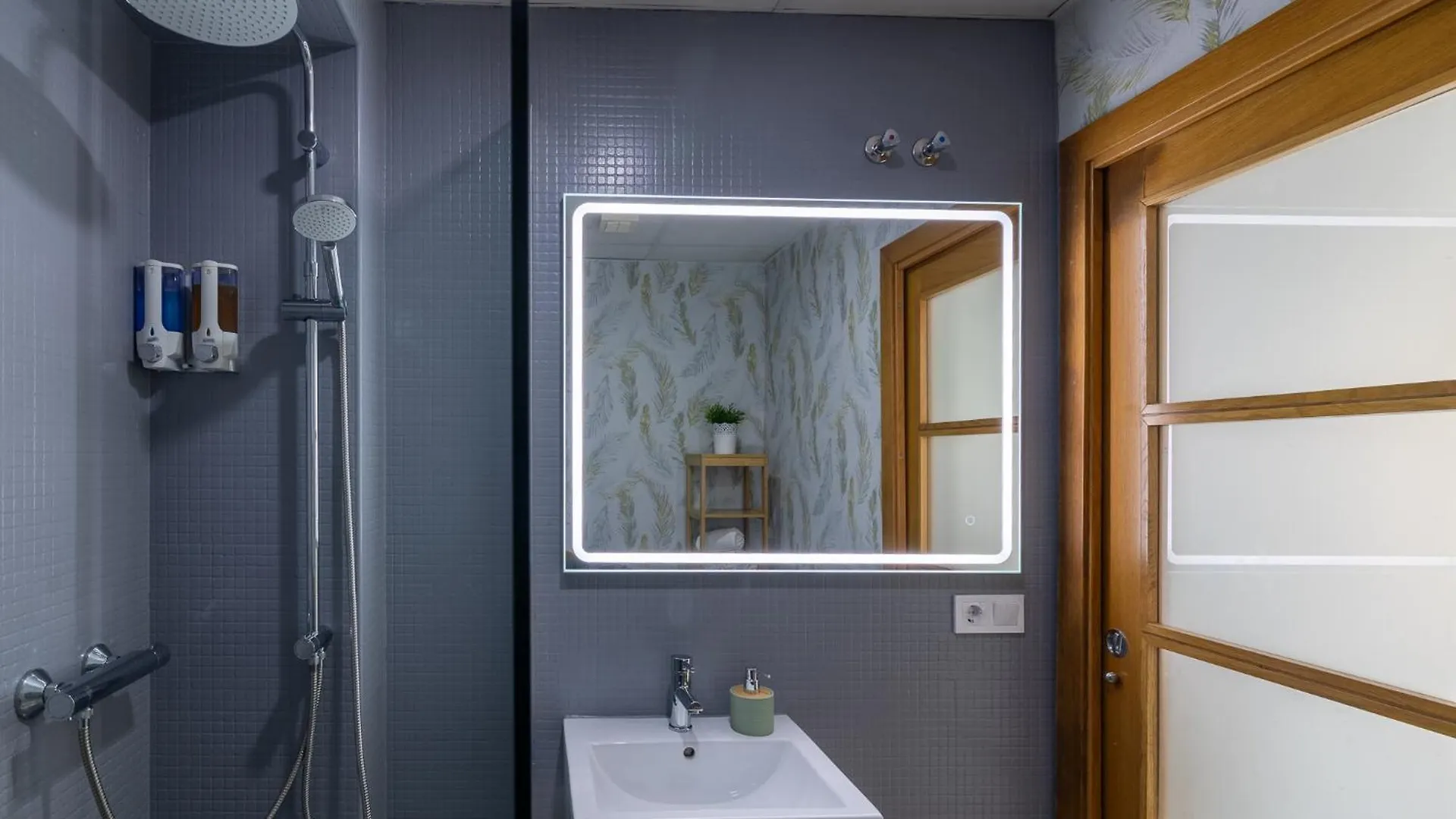 Reservaloen Casa Del Museo Apartment Seville
