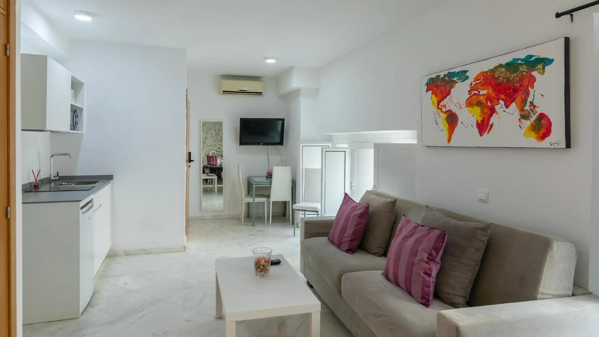 Reservaloen Casa Del Museo Apartment Seville