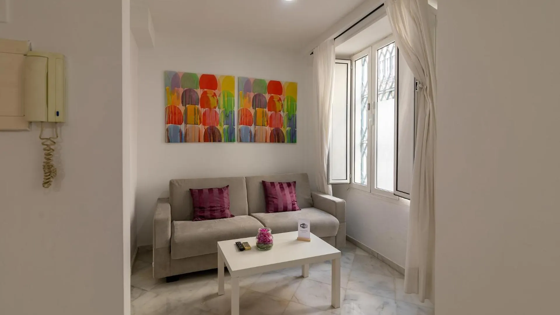 Reservaloen Casa Del Museo Apartment Seville